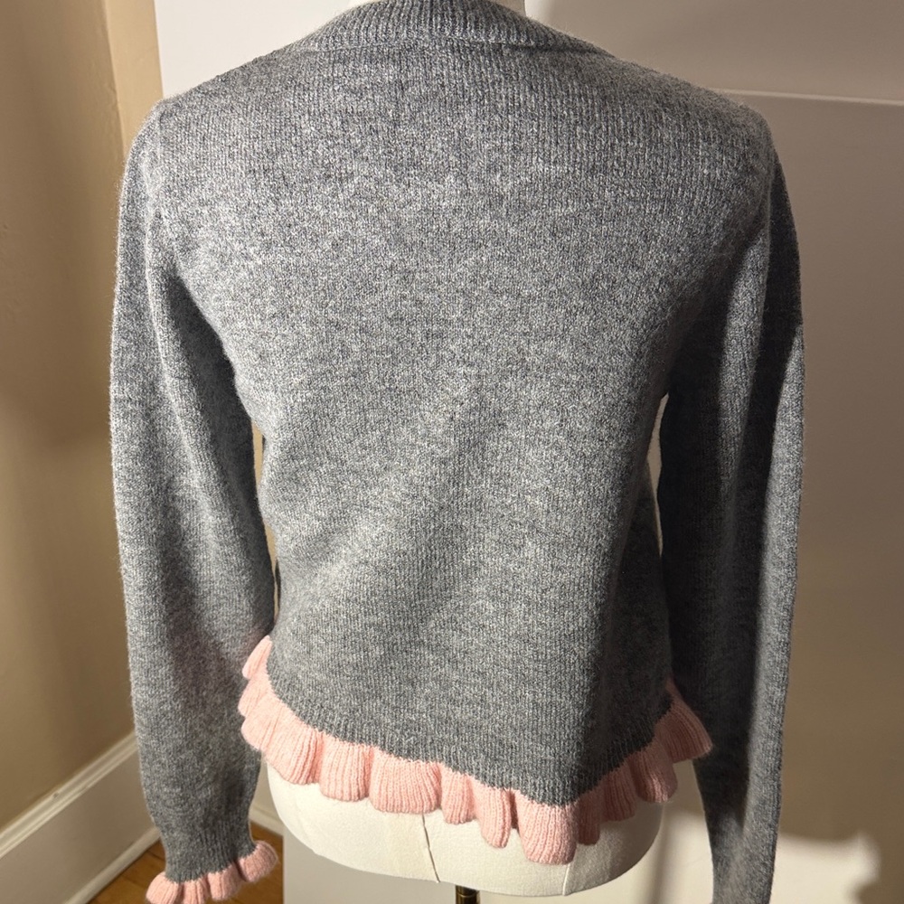 NWOT Anthropologie S Grey and Pink Ruffled Cardigan - Picture 8 of 11